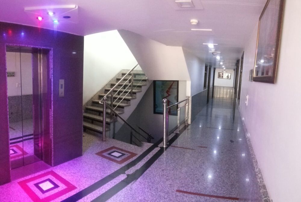 Star Hotel Agra  Bagian luar foto