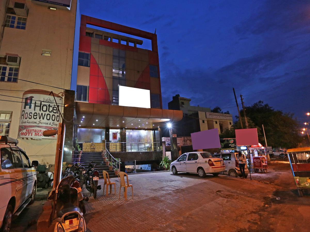 Star Hotel Agra  Bagian luar foto