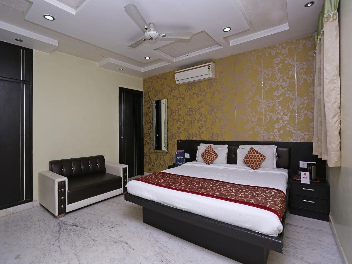 Star Hotel Agra  Bagian luar foto